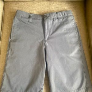 Boys Youth Under Armour grey golf shorts